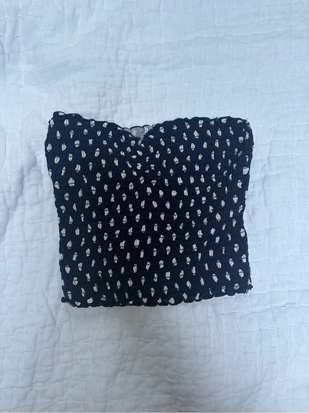 Urban Outfitters navy Blue and White Smocked Bandeau Top size small polka dots